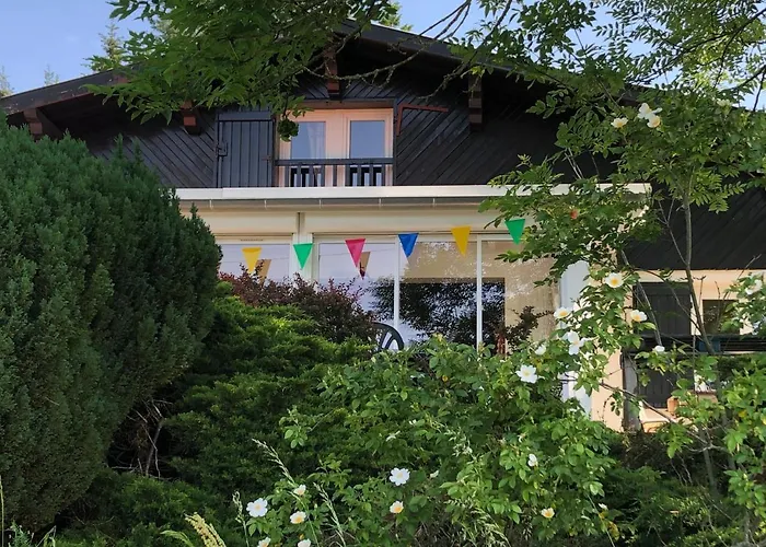 Le Chalet De La Goutte