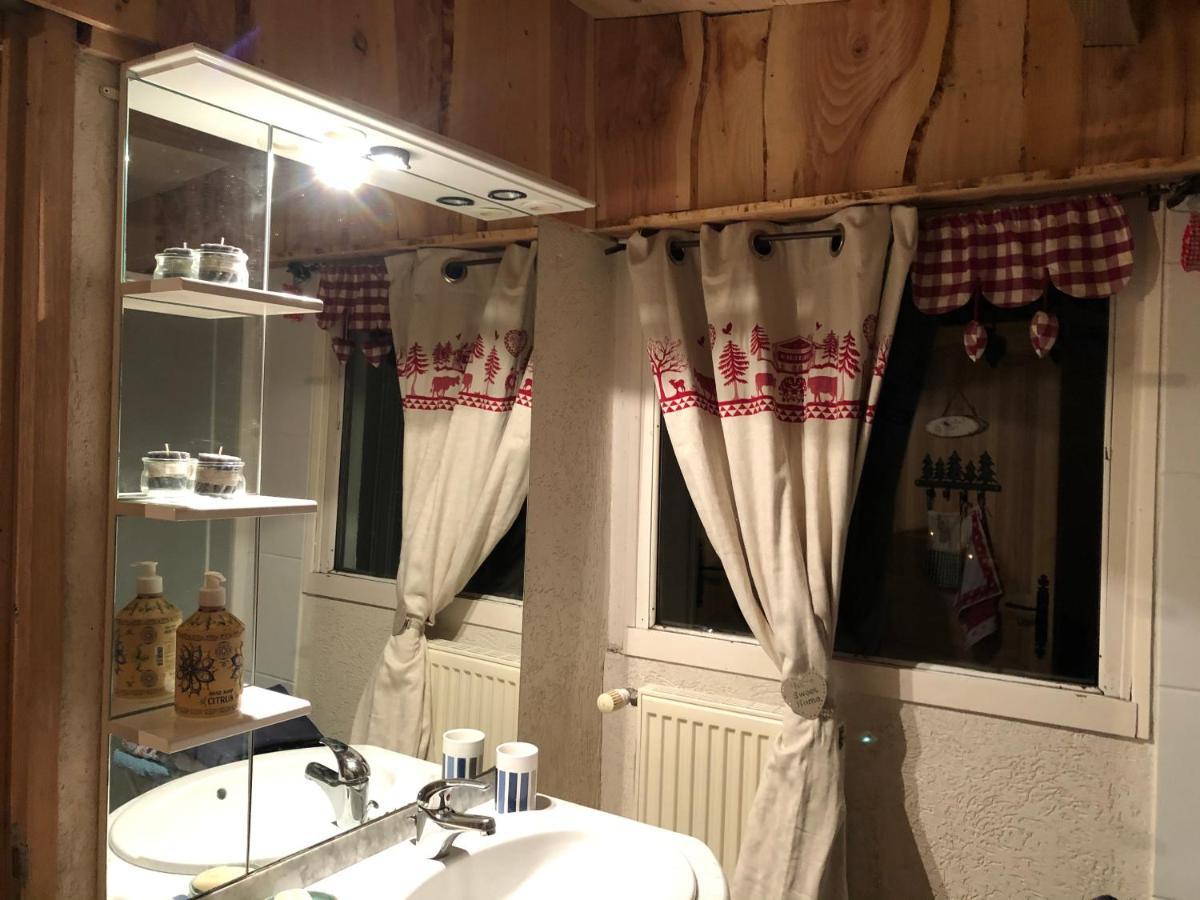 Le De La Goutte Lodge