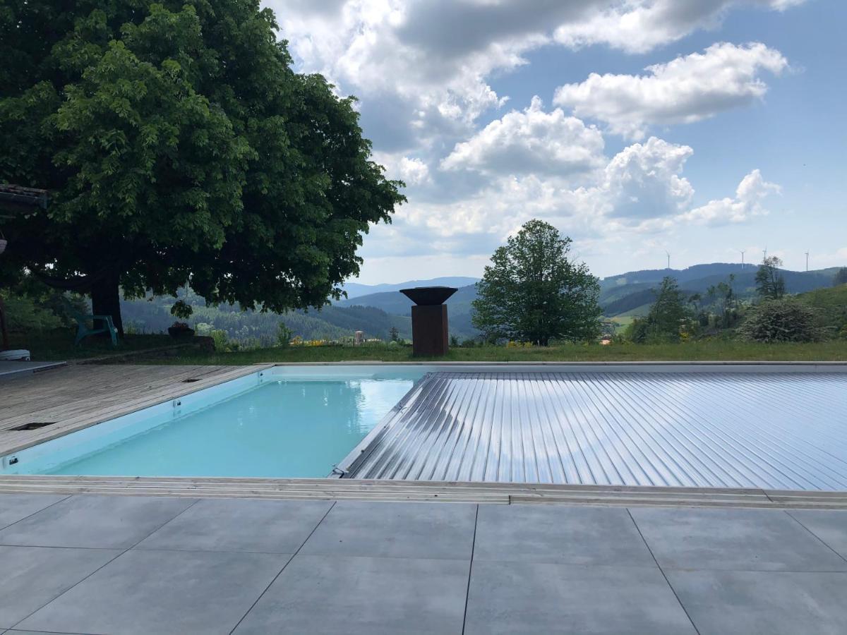 Le De La Goutte Lodge
