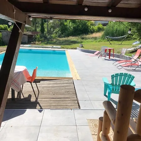 LE CHALET de la goutte Saint-Appolinaire  Extérieur photo