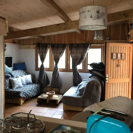 LE CHALET de la goutte Saint-Appolinaire  Extérieur photo